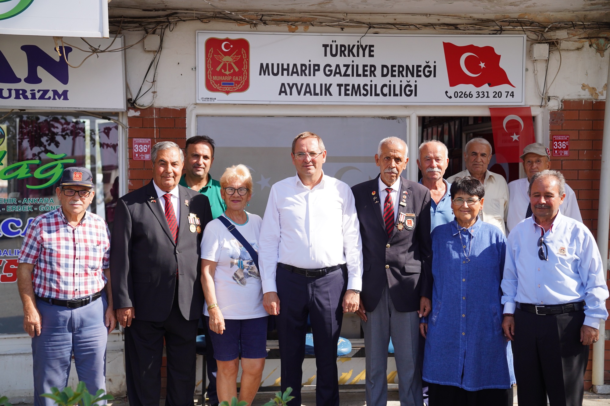 AYVALIK’TA BAŞKAN ERGİN’DEN GAZİLERE BÜYÜK SÜRPRİZ